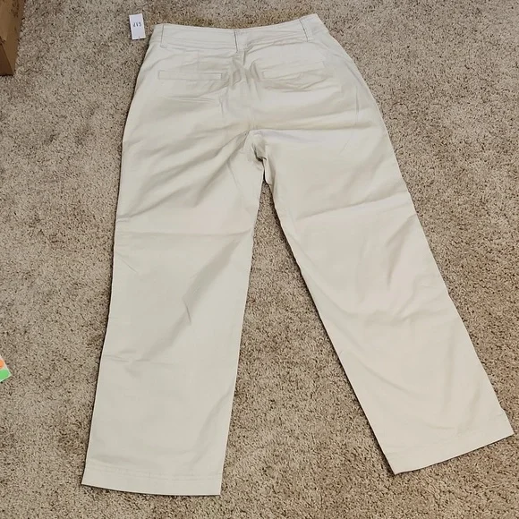 GAP Khaki's - Picture 9 of 10